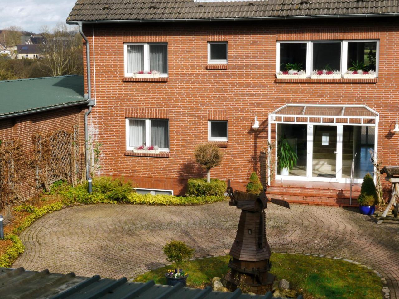 Hotel Garni Landgasthof Luechau Mussen  Ngoại thất bức ảnh